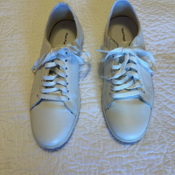 Hush Puppies Shoes - Hush Puppies White Leather Shoes